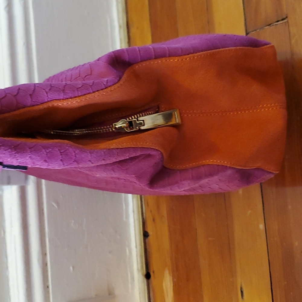 Tommy Hilfiger Python Rapsberry Suede Hobo bag - Picture 6 of 6
